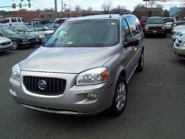 2005 Buick Terraza GS 460 Sedan 4D