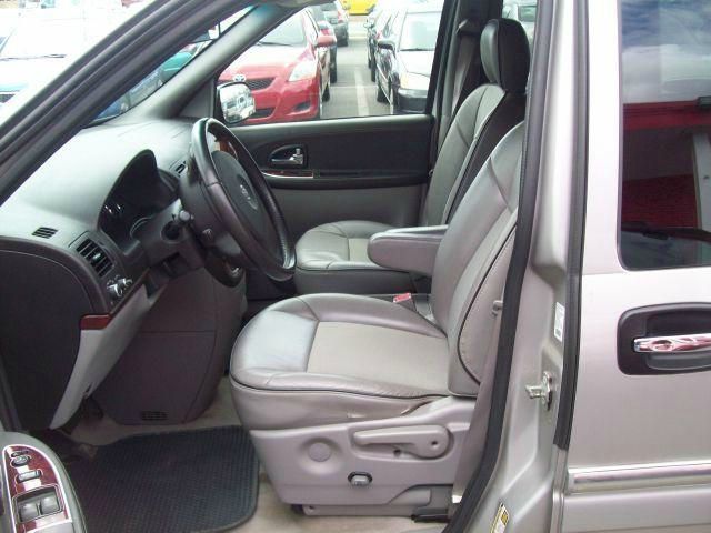 2005 Buick Terraza GS 460 Sedan 4D