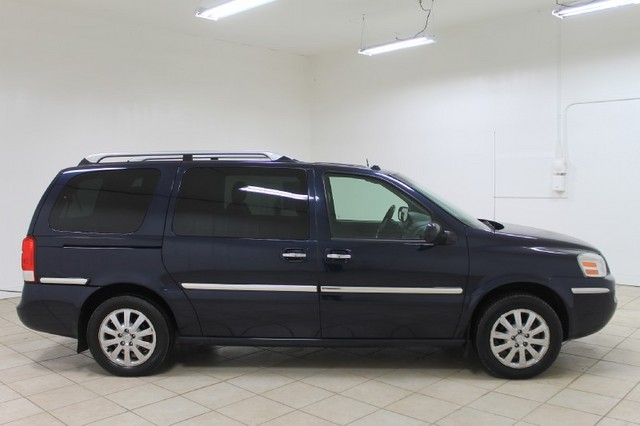 2005 Buick Terraza All The Whistlesbells