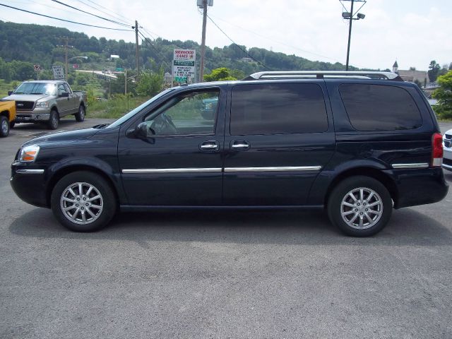 2005 Buick Terraza Convertible LX