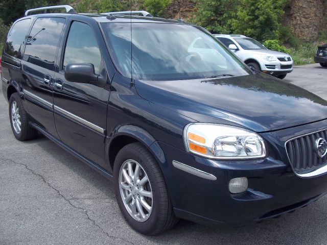 2005 Buick Terraza Convertible LX