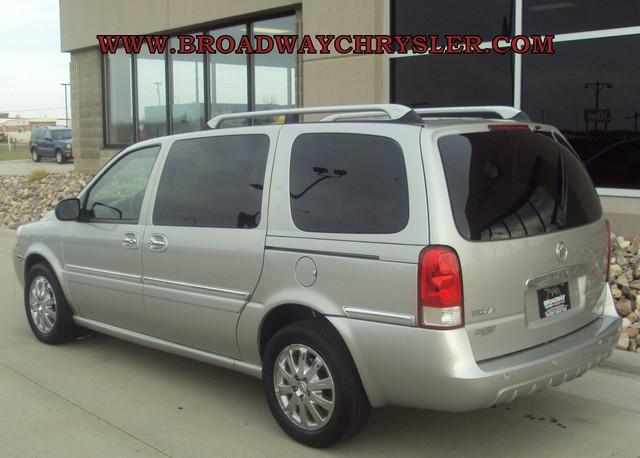 2005 Buick Terraza All The Whistlesbells