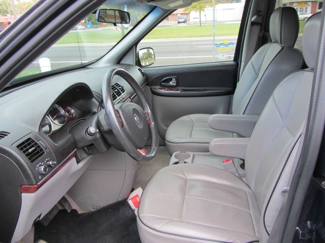 2005 Buick Terraza Convertible LX