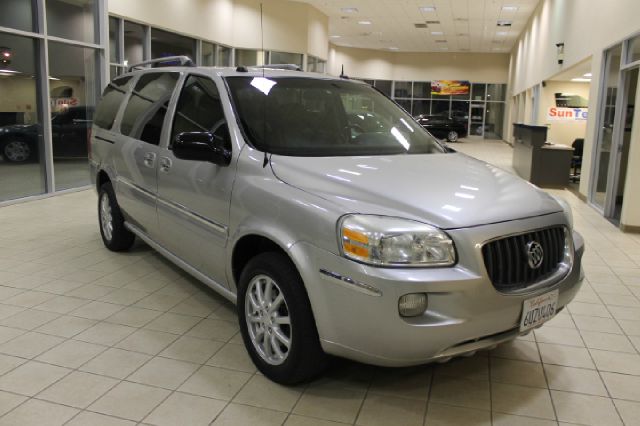 2005 Buick Terraza All The Whistlesbells