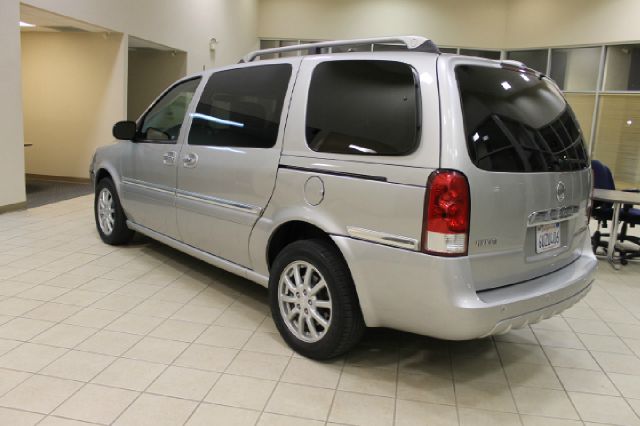 2005 Buick Terraza All The Whistlesbells