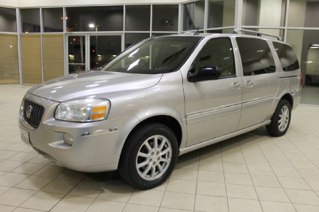 2005 Buick Terraza All The Whistlesbells