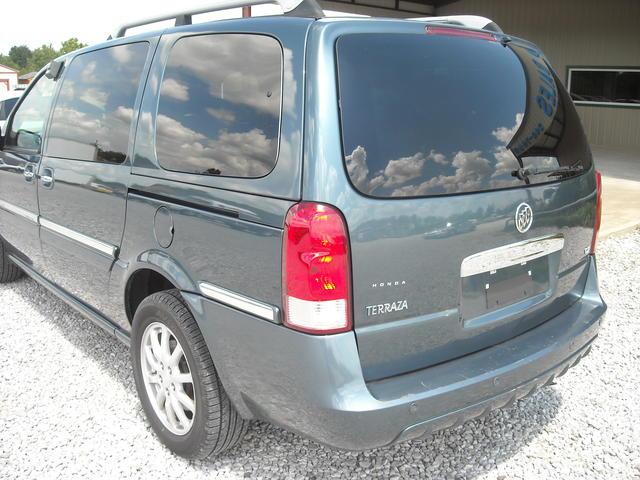 2005 Buick Terraza All The Whistlesbells