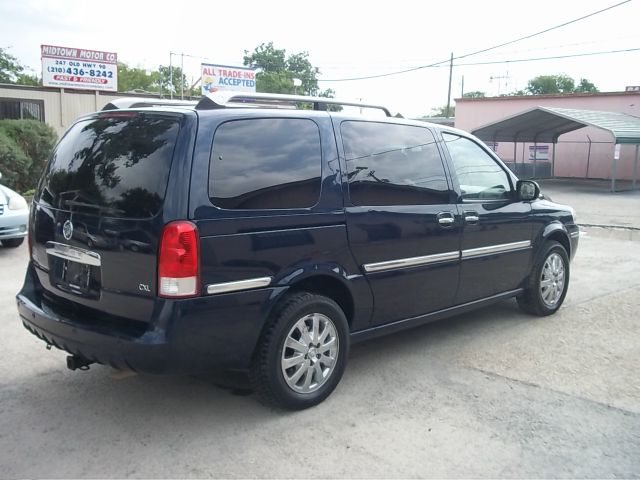 2005 Buick Terraza All The Whistlesbells