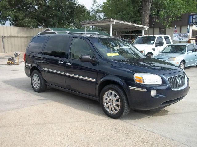 2005 Buick Terraza All The Whistlesbells