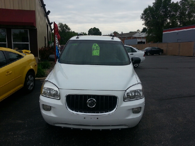 2005 Buick Terraza All The Whistlesbells