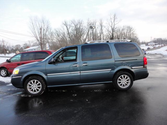 2005 Buick Terraza All The Whistlesbells