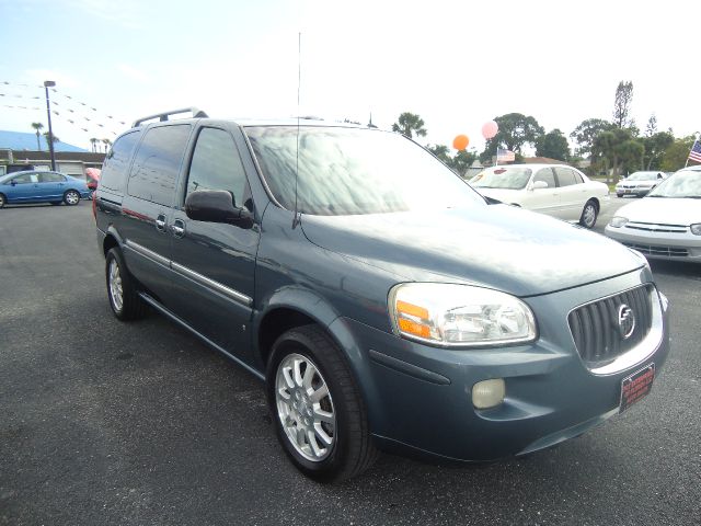 2006 Buick Terraza All The Whistlesbells