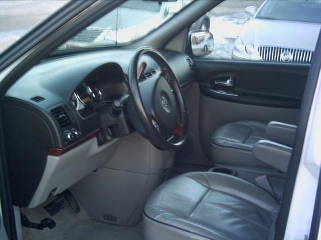 2006 Buick Terraza All The Whistlesbells