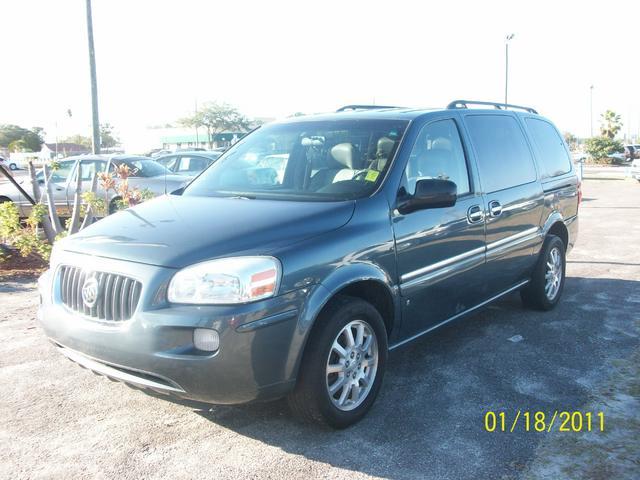 2006 Buick Terraza GS 460 Sedan 4D