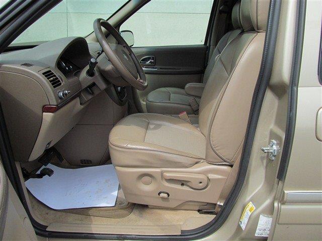 2006 Buick Terraza GS 460 Sedan 4D