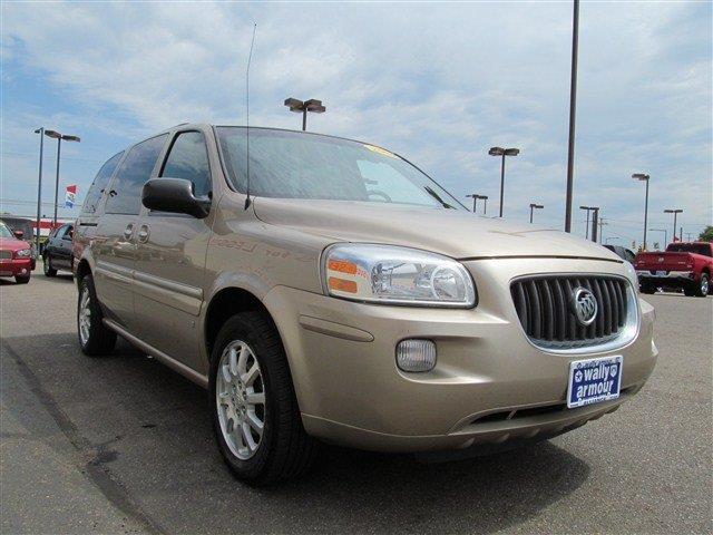 2006 Buick Terraza GS 460 Sedan 4D