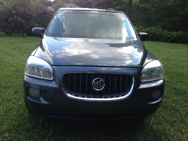 2006 Buick Terraza GS 460 Sedan 4D