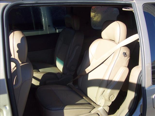 2006 Buick Terraza GS 460 Sedan 4D