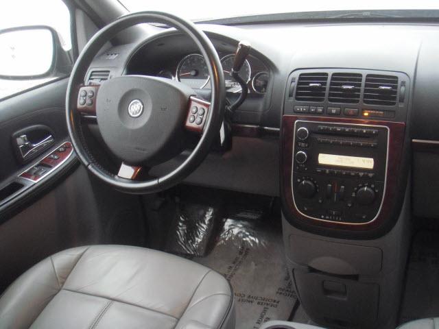 2006 Buick Terraza All The Whistlesbells