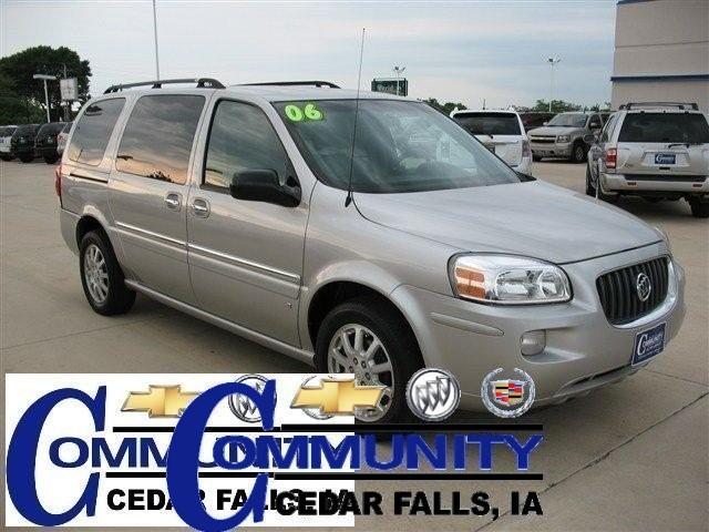 2006 Buick Terraza GS 460 Sedan 4D