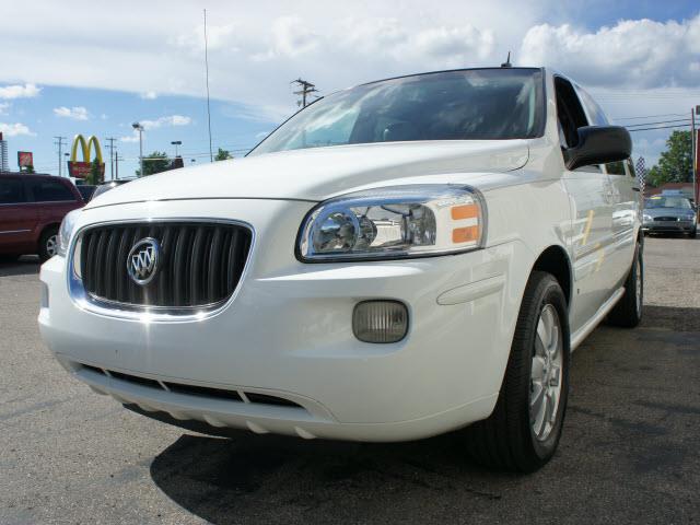 2007 Buick Terraza All The Whistlesbells