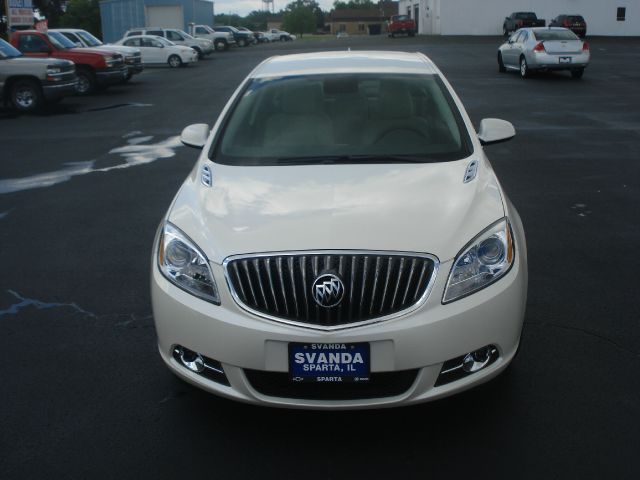 2013 Buick Verano Base