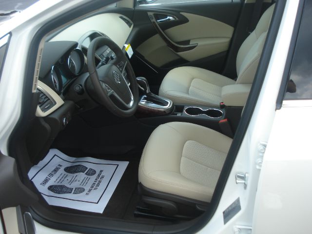 2013 Buick Verano Base