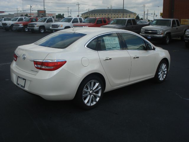 2013 Buick Verano Base