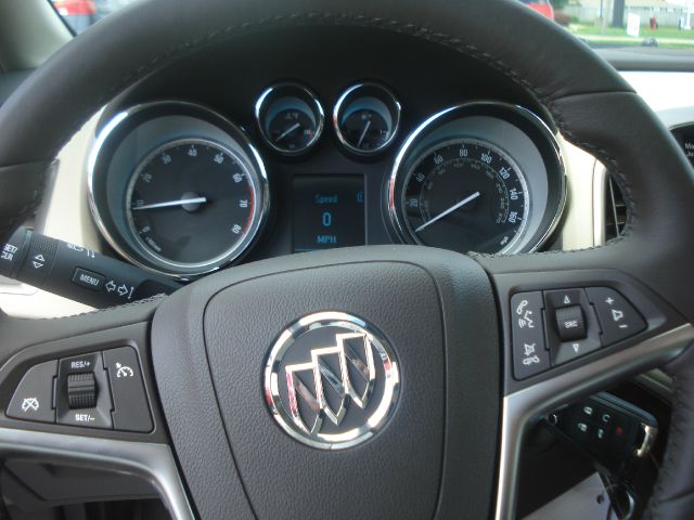 2013 Buick Verano Base