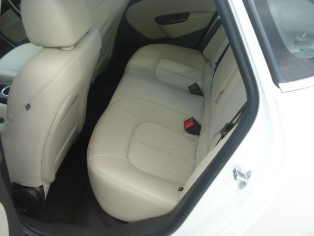 2013 Buick Verano Base