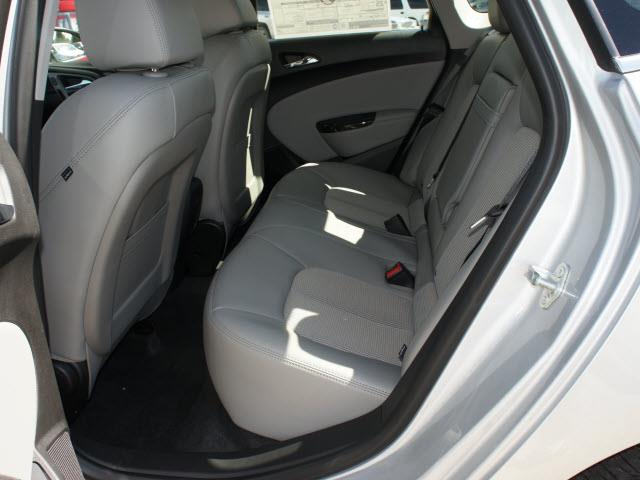 2013 Buick Verano Turbo / Komfort