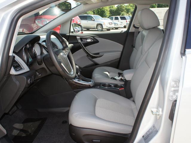 2013 Buick Verano Turbo / Komfort