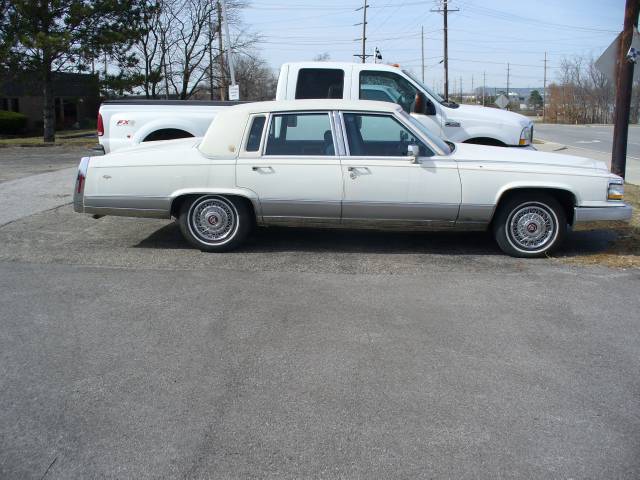 1991 Cadillac Brougham Unknown