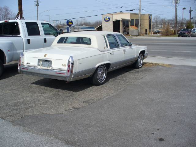 1991 Cadillac Brougham Unknown