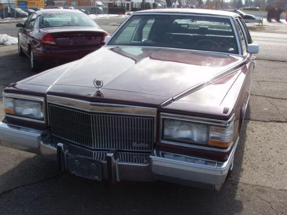 1992 Cadillac Brougham Base