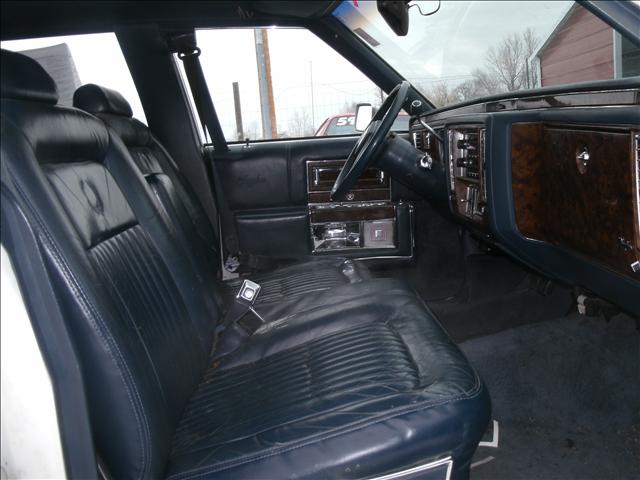 1992 Cadillac Brougham Unknown