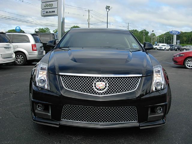 2011 Cadillac CTS-V CE Van