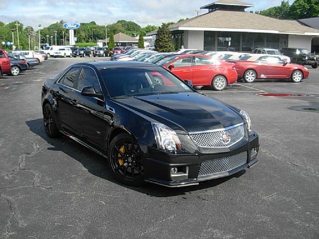 2011 Cadillac CTS-V CE Van