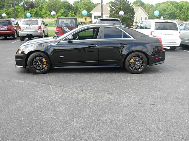 2011 Cadillac CTS-V CE Van