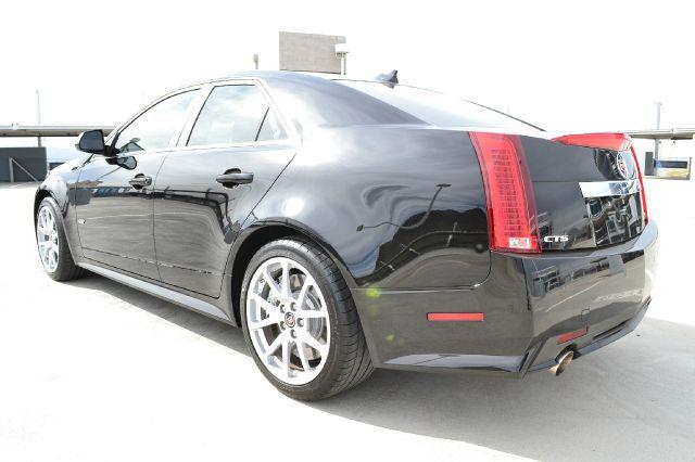 2011 Cadillac CTS-V CE Van