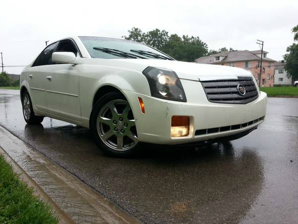 2003 Cadillac CTS Base