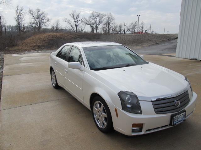 2003 Cadillac CTS HD 4X4 Laramie