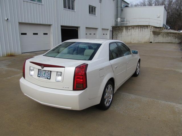 2003 Cadillac CTS HD 4X4 Laramie