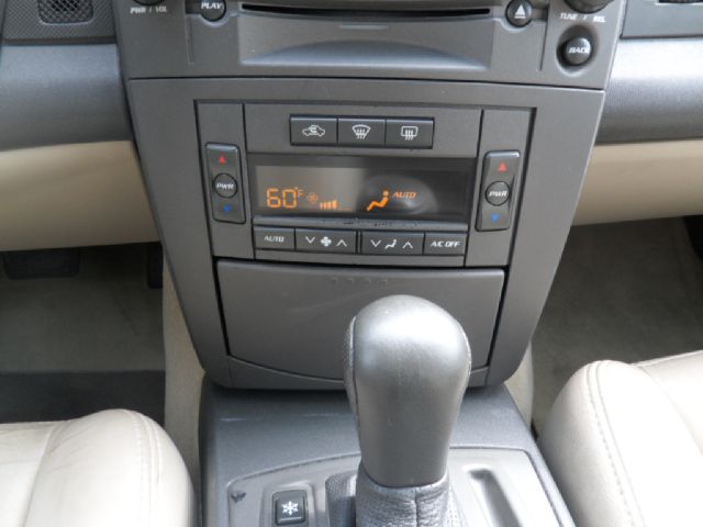 2003 Cadillac CTS Base