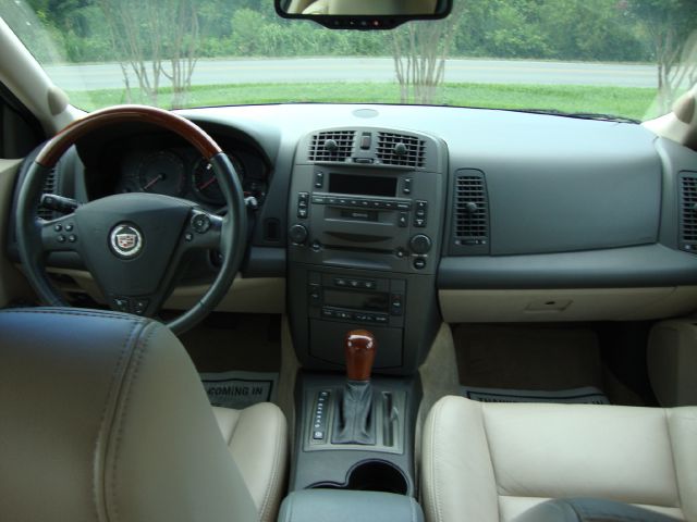 2003 Cadillac CTS Base