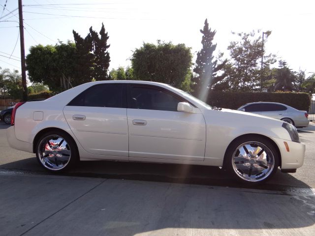 2003 Cadillac CTS Base