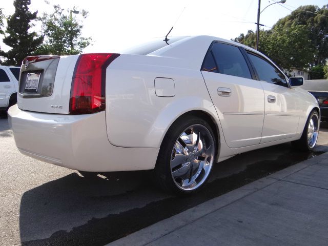 2003 Cadillac CTS Base