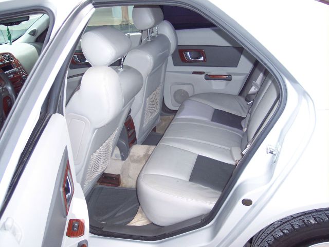 2003 Cadillac CTS Base