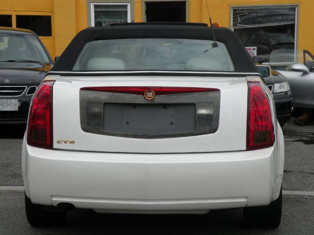 2003 Cadillac CTS Unknown