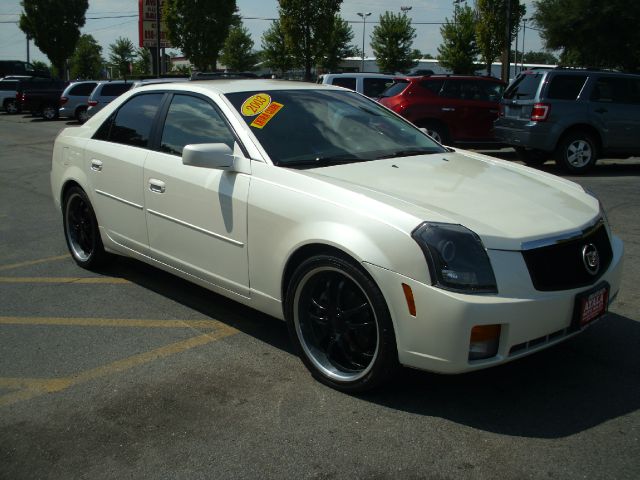 2003 Cadillac CTS Base